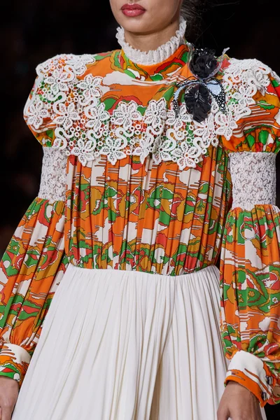 Look 154
